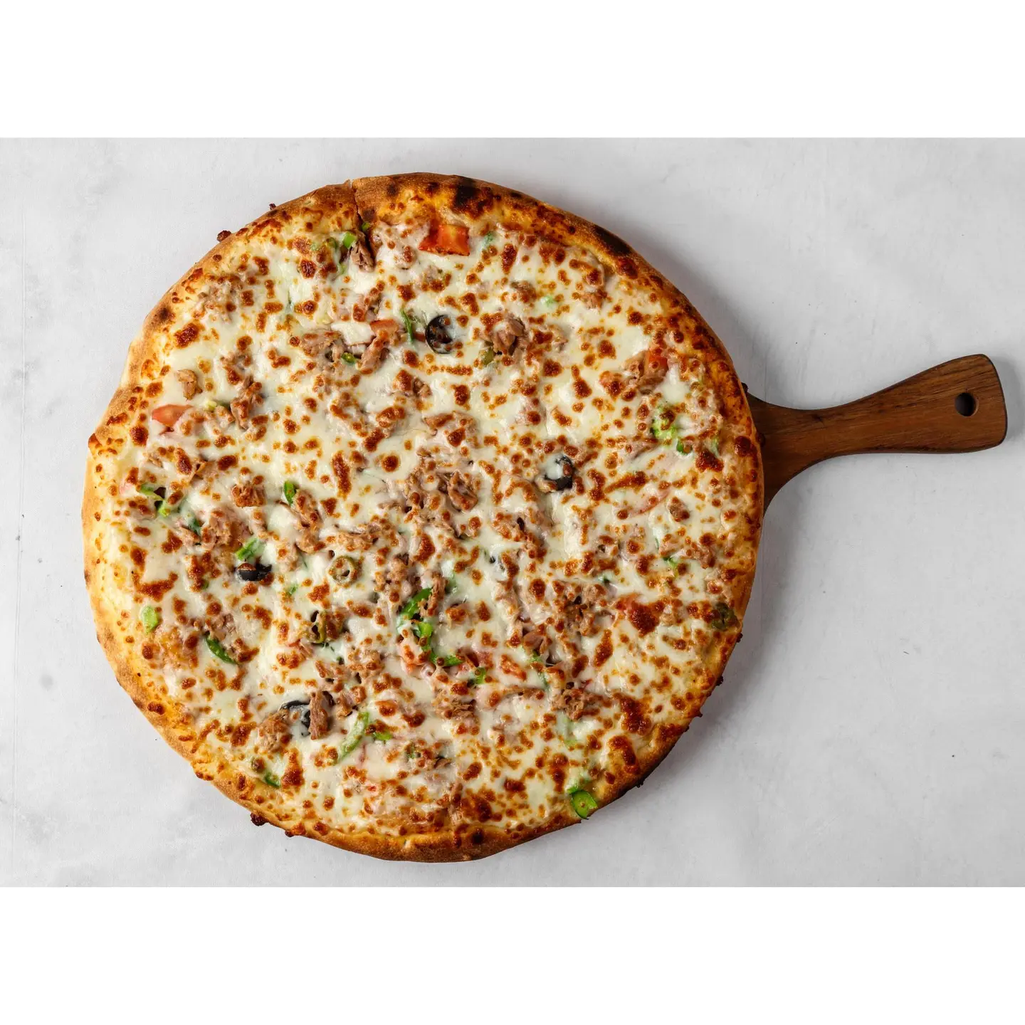 بيتزا تونة - وسط