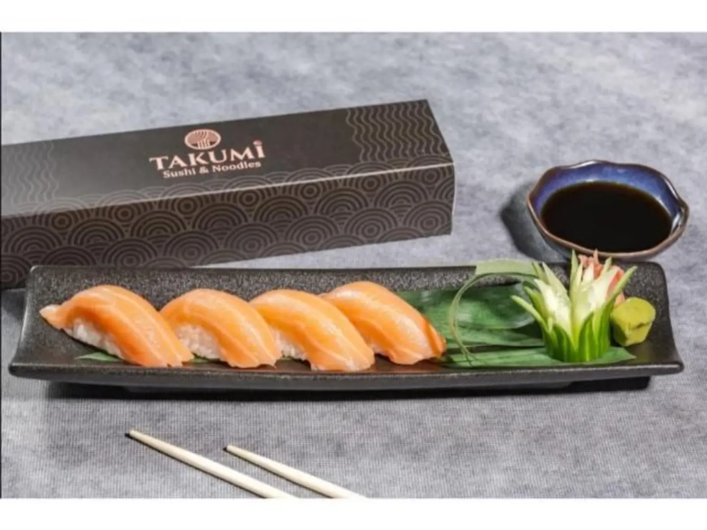 Salmon Nigiri - Raw