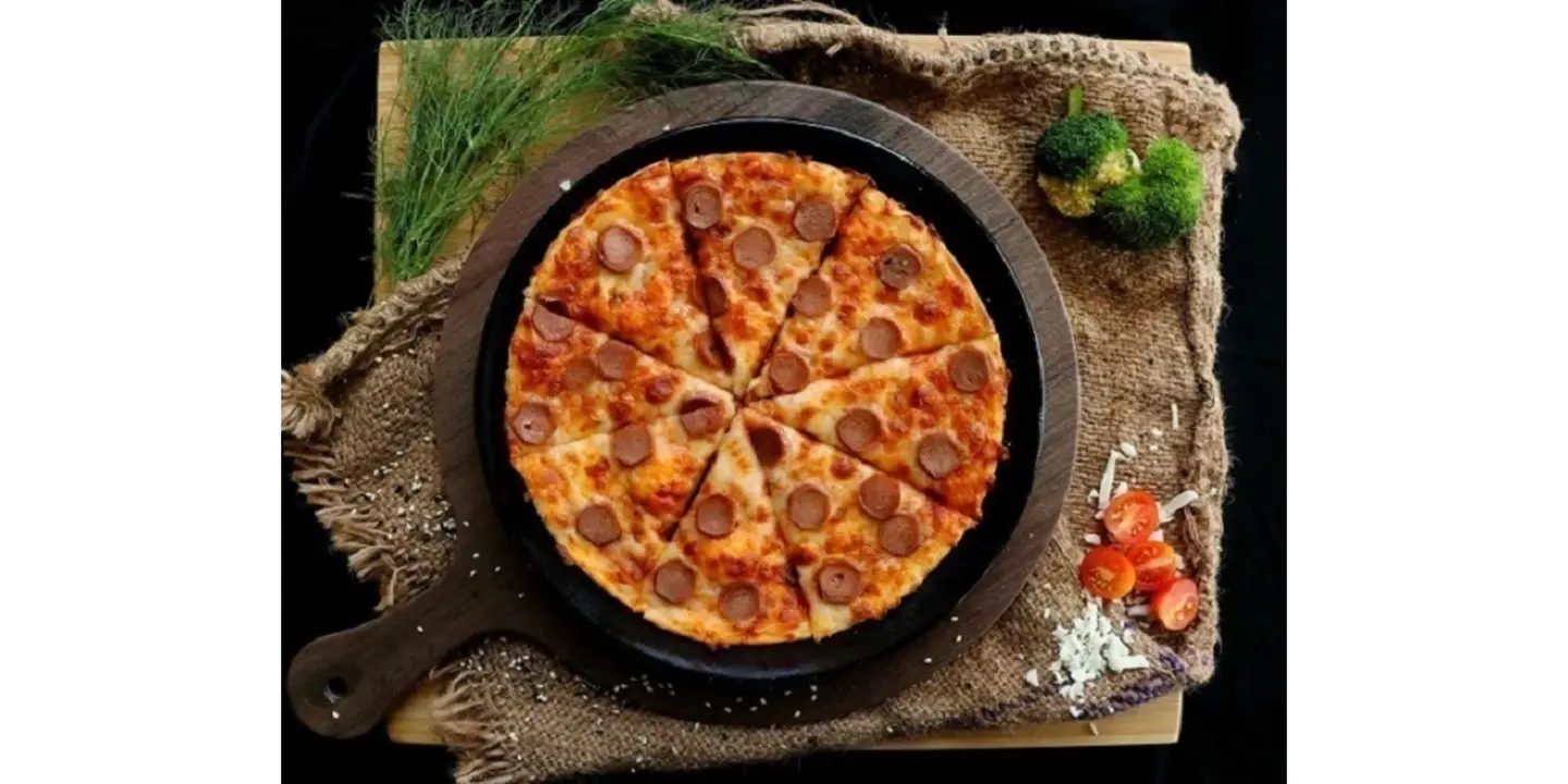 Hot Dog Pizza - Small