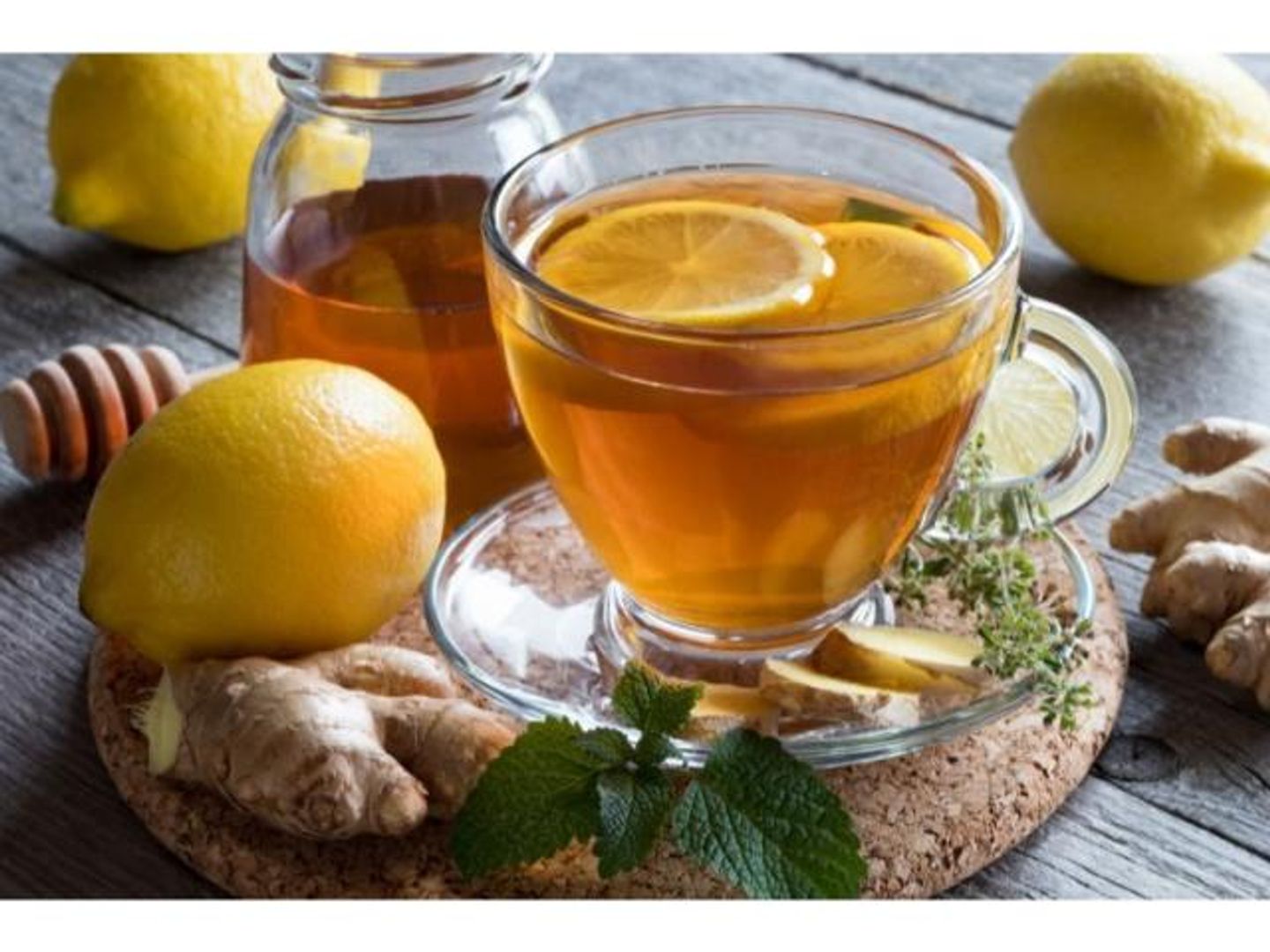 كوب حليب زنجبيل - وسط