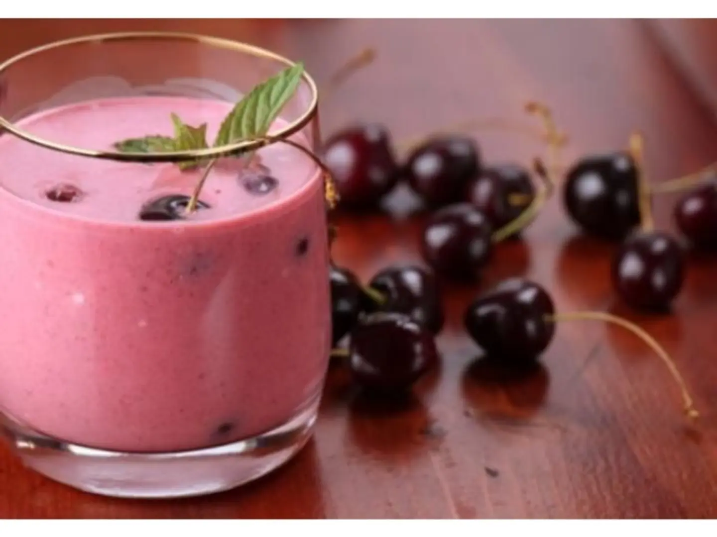 Pomegranate And Cherry - Medium
