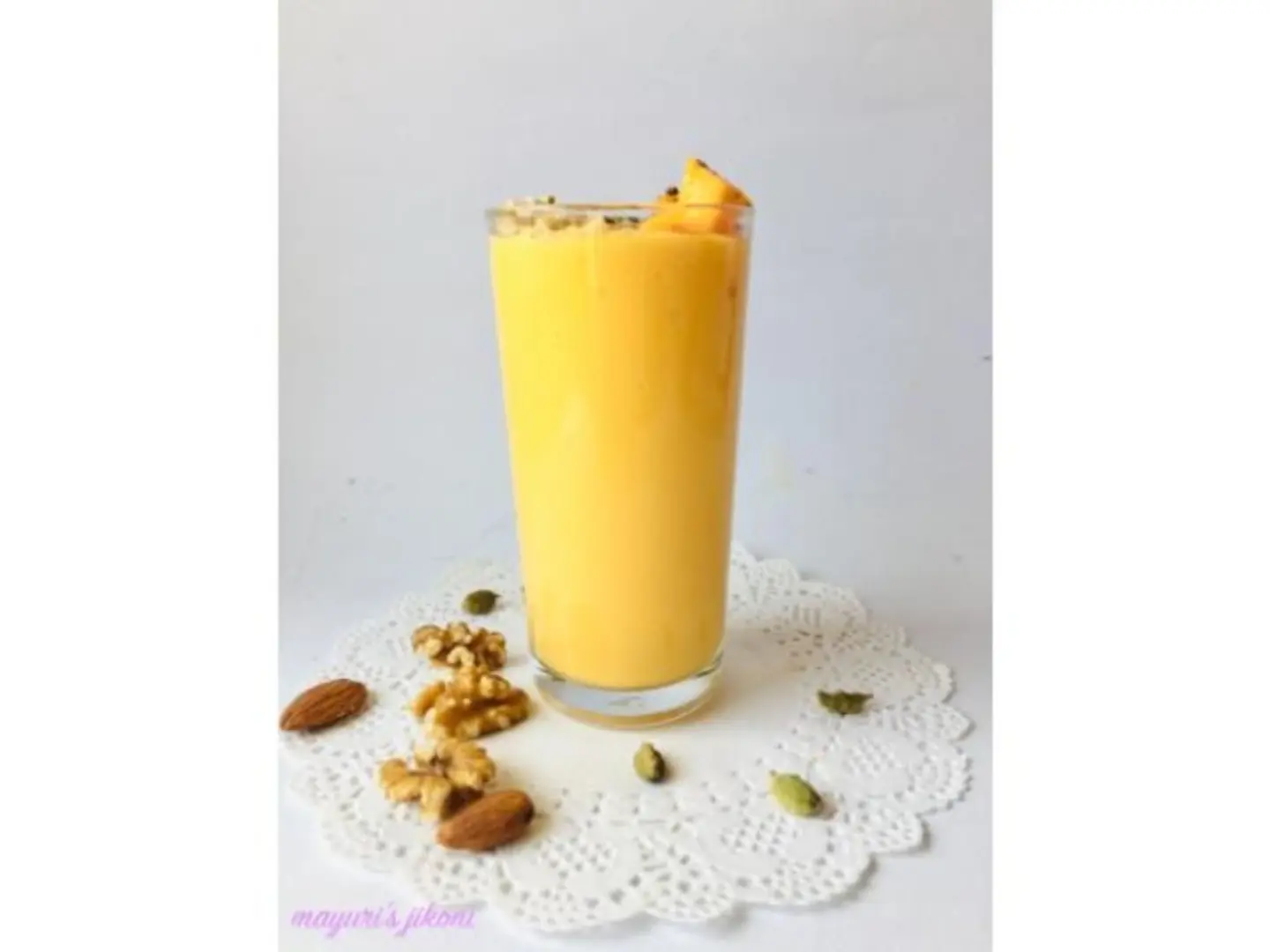 مانجو وبرتقال - وسط