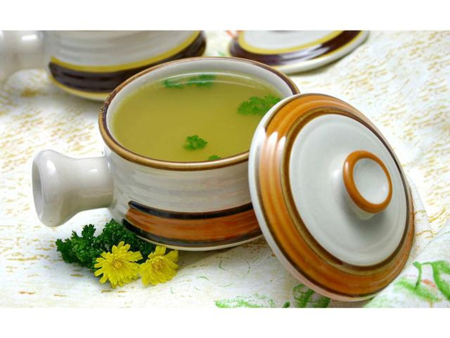 مرق دجاج - صغير