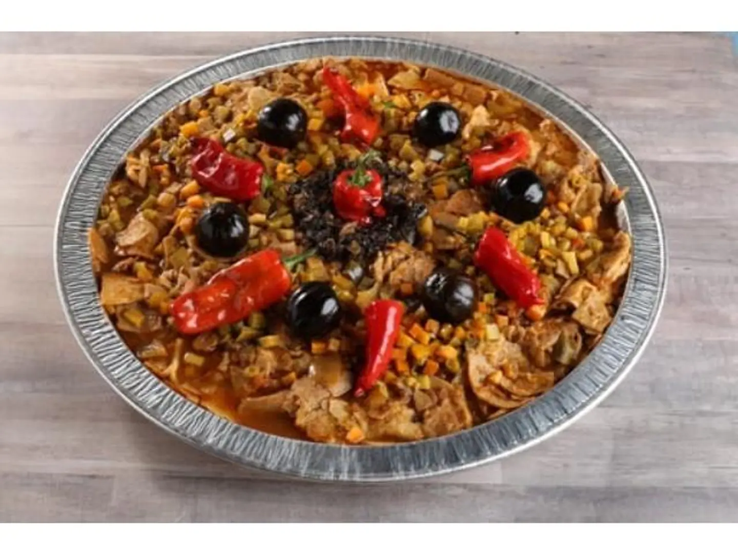 وليمة قرصان - وسط