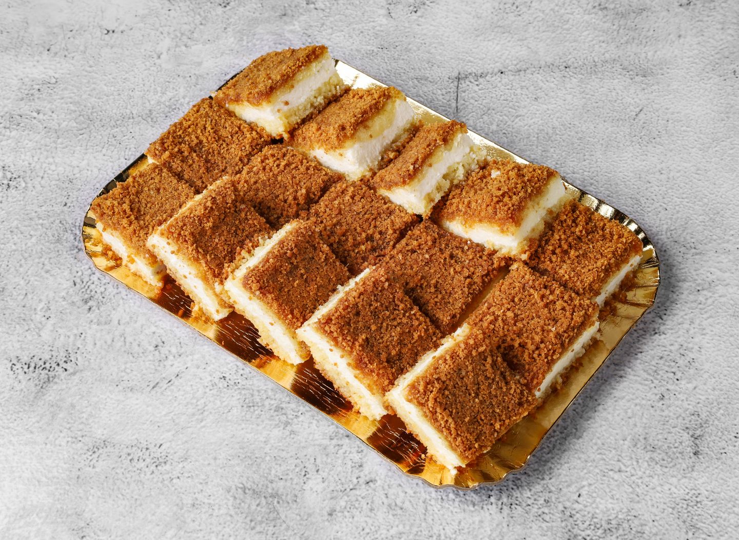Basbousa With Lotus Cream - Half A Kilo