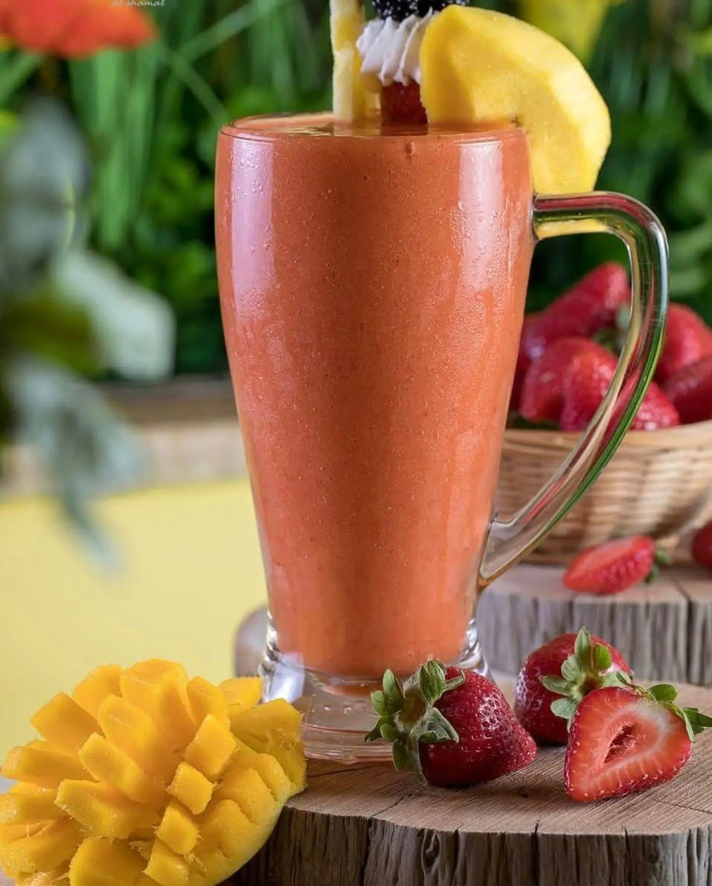 مانجو فراولة - وسط