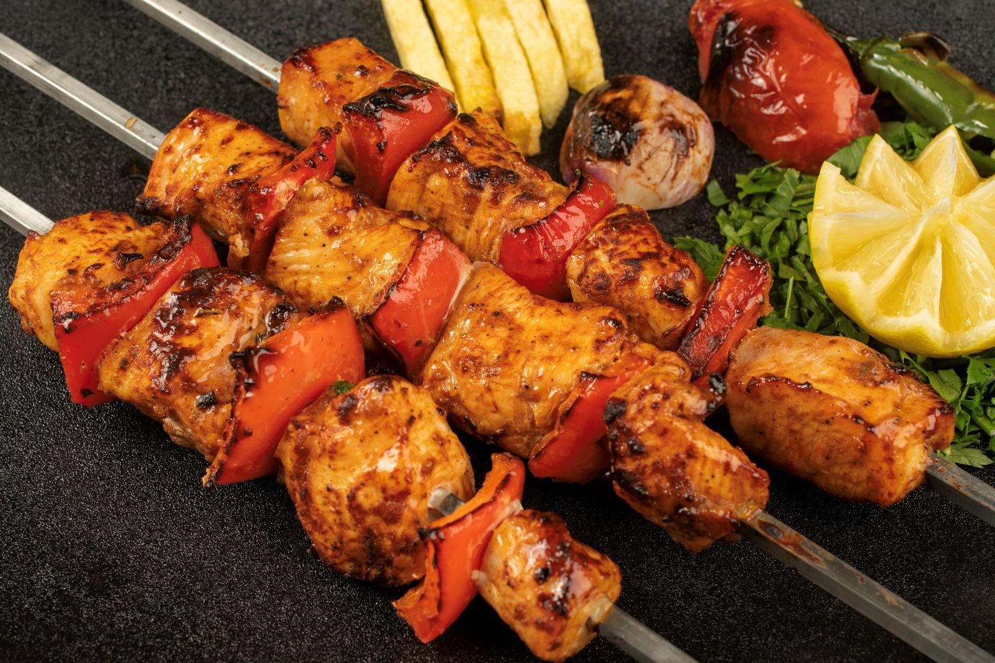 شيش طاووق - نفر