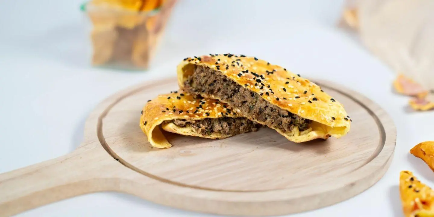 Mixed Meat Pie - Roll