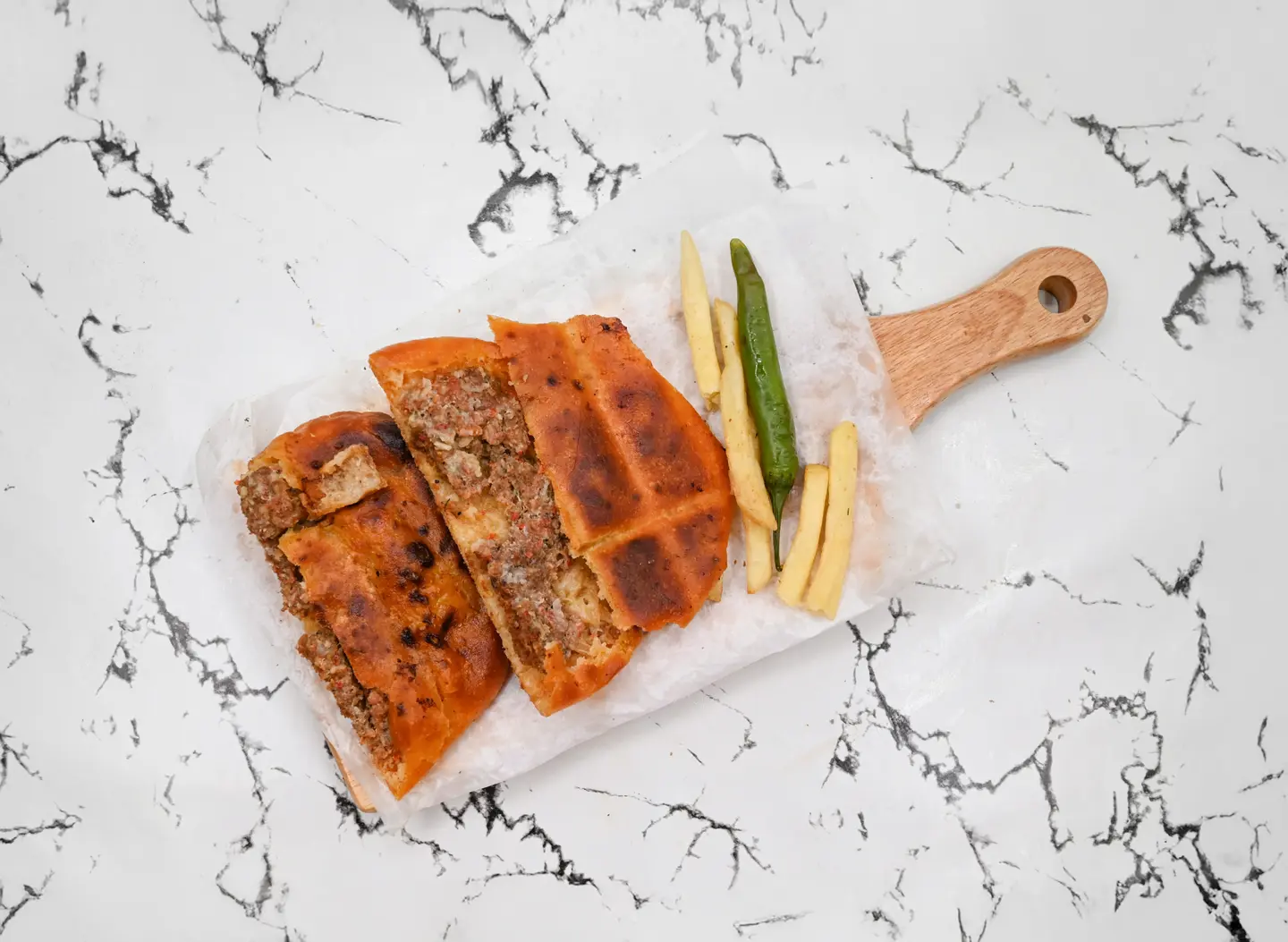 حواوشي بالسجق - عادي