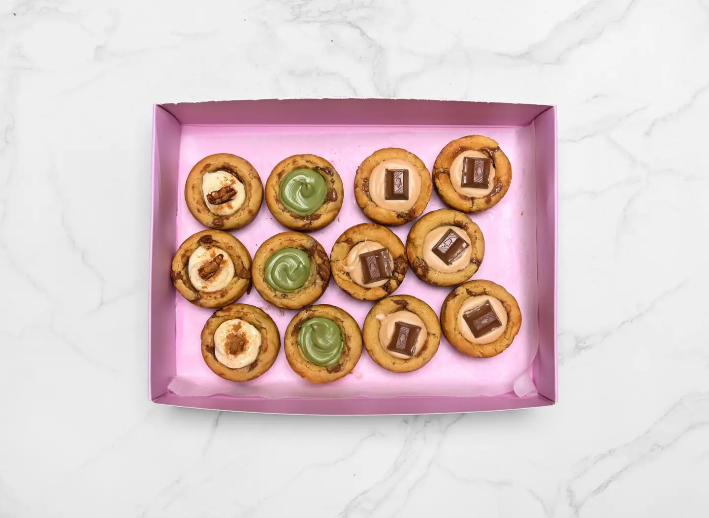 Cinnabon Cookies - 6 Pieces