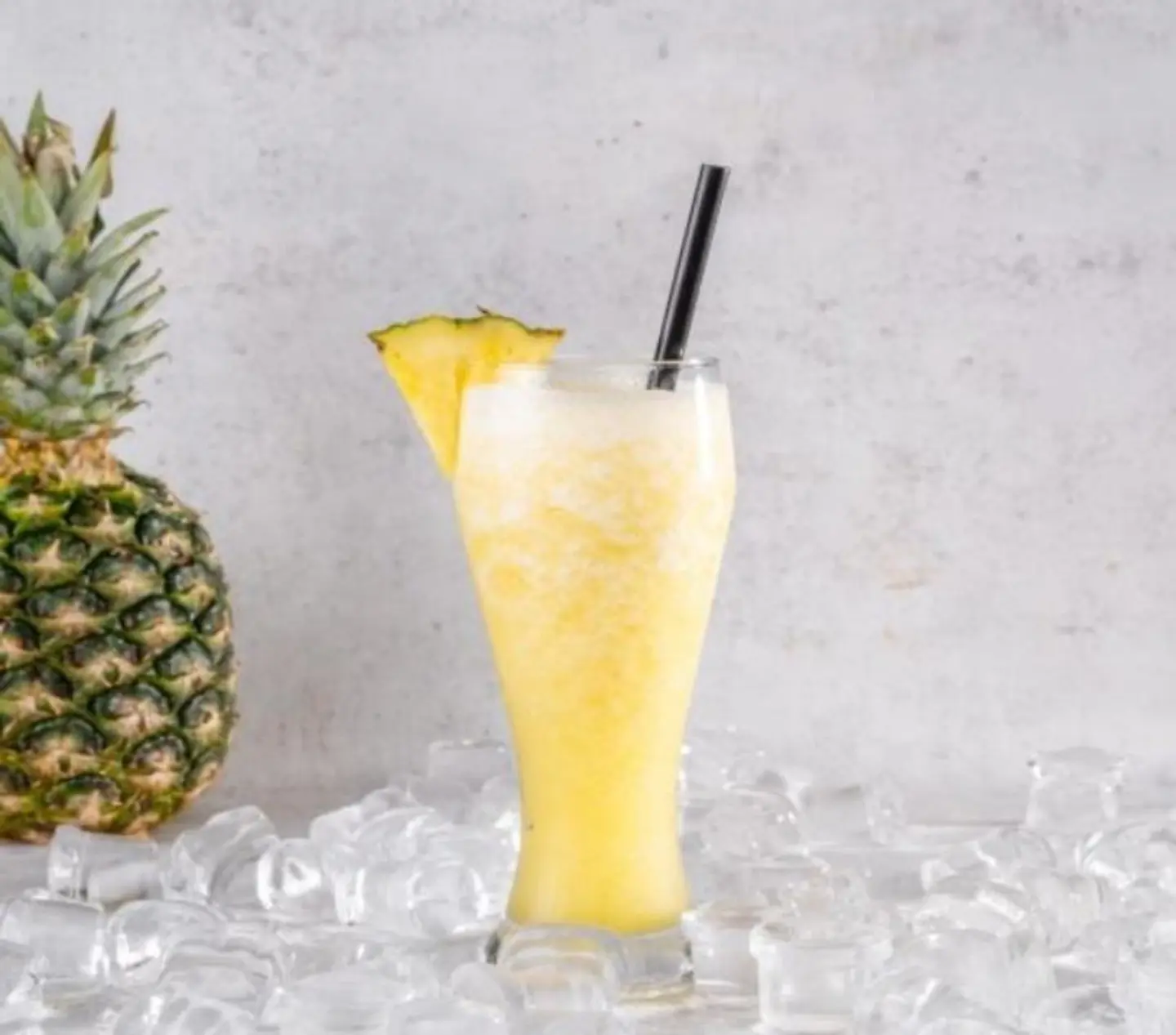 عصير أناناس - وسط