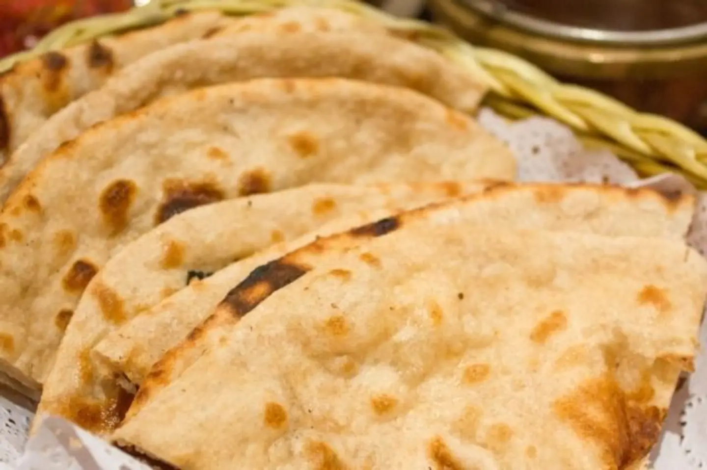 نـــان - بالثوم