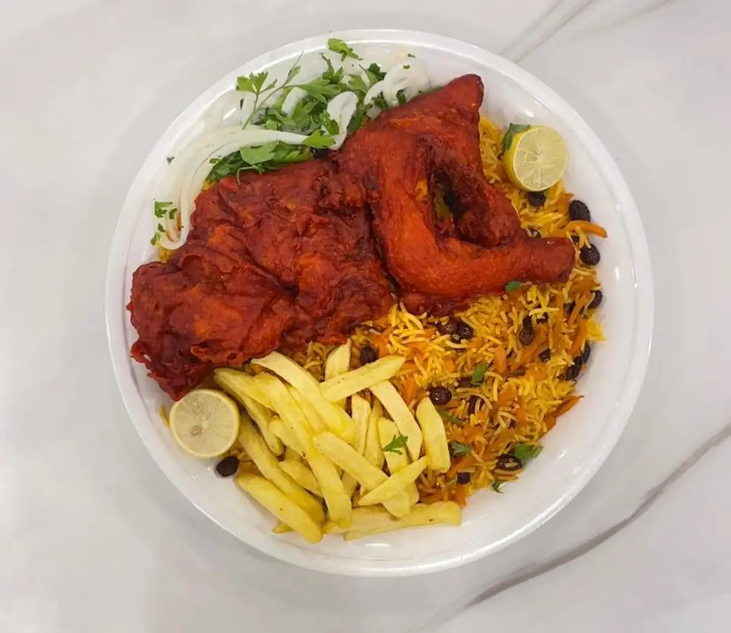 دجاج مقلي مع الرز - نصف دجاجة