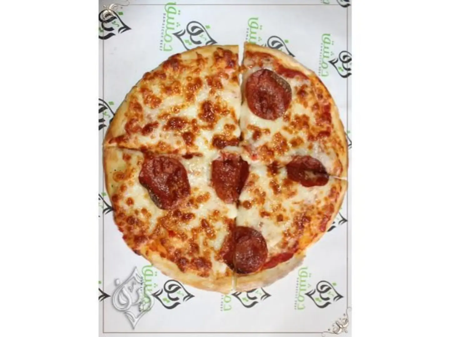 بيتزا بيبروني - صغير