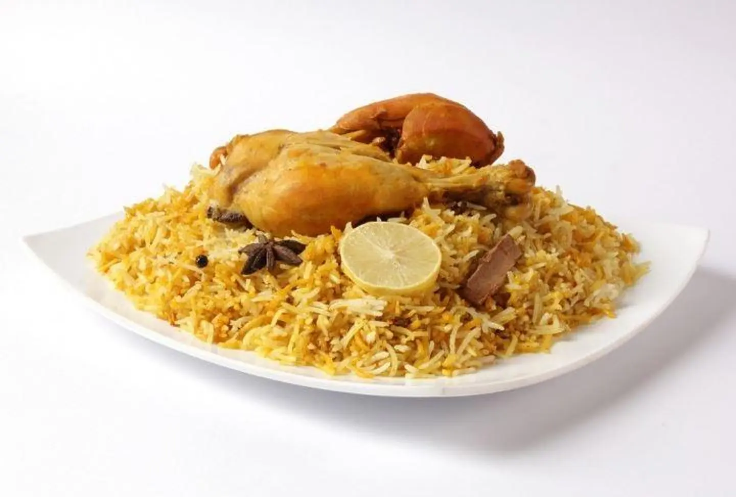 مدفون مع الأرز - نص حبة دجاج
