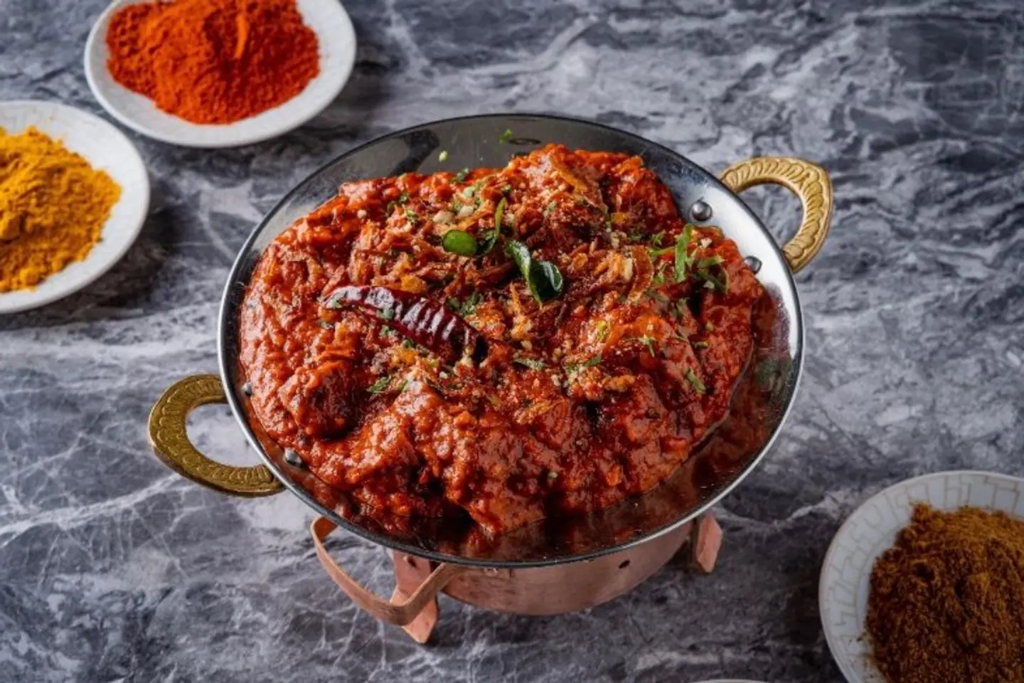 صوص بونا جوشت - صدور الدجاج (٢٤٦.٦ كال)