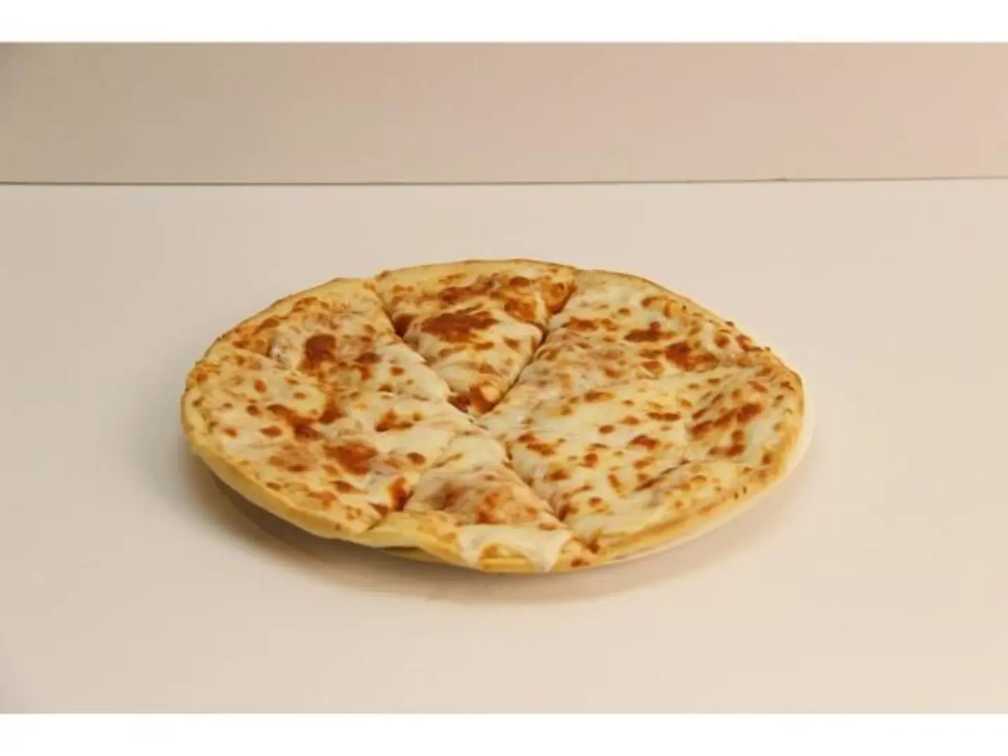 بيتزا مرغريتا - صغير