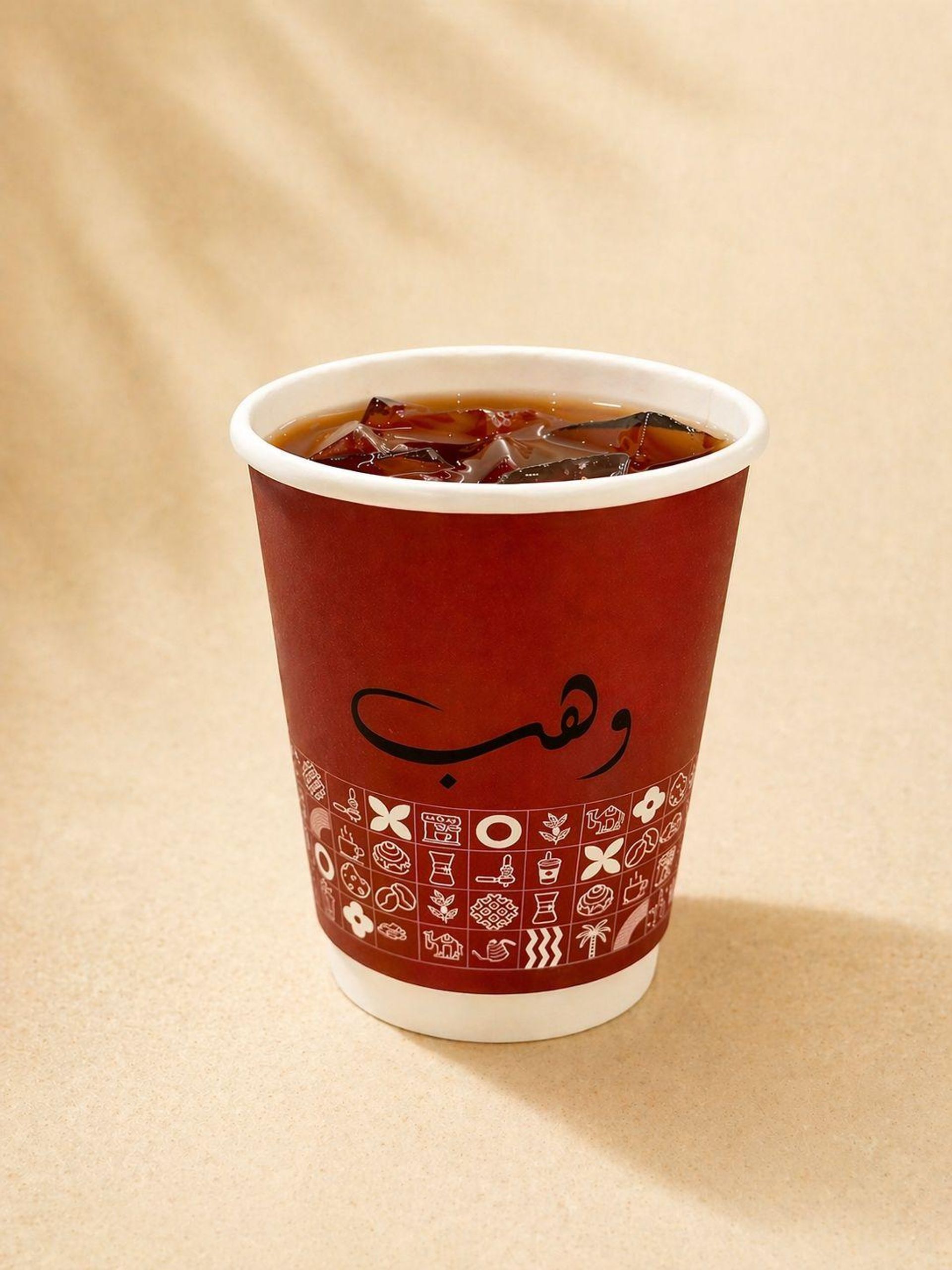 قهوة اليوم بارد - كبير