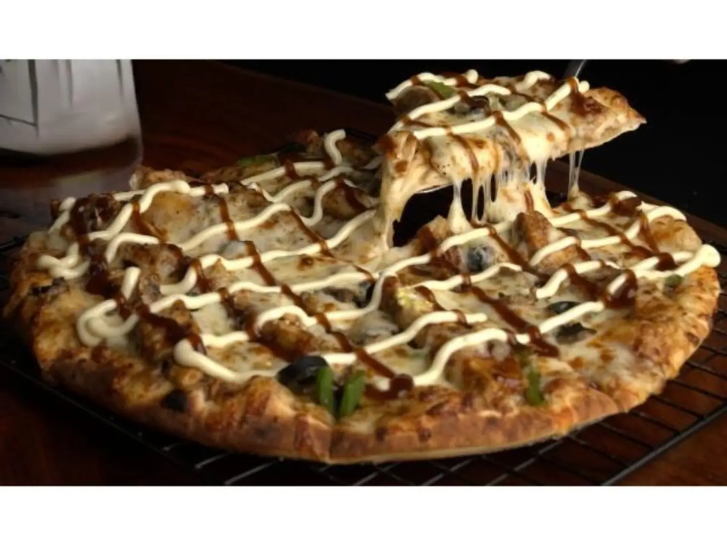 بيتزا دجاج باربكيو - وسط