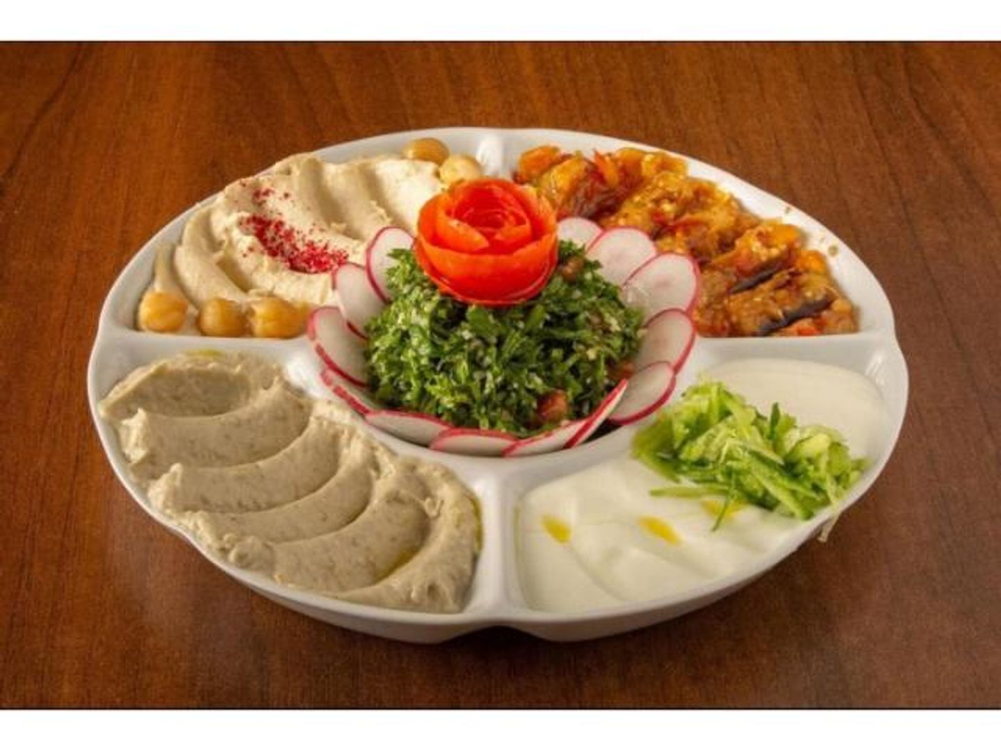 مقبلات مشكل - كبير