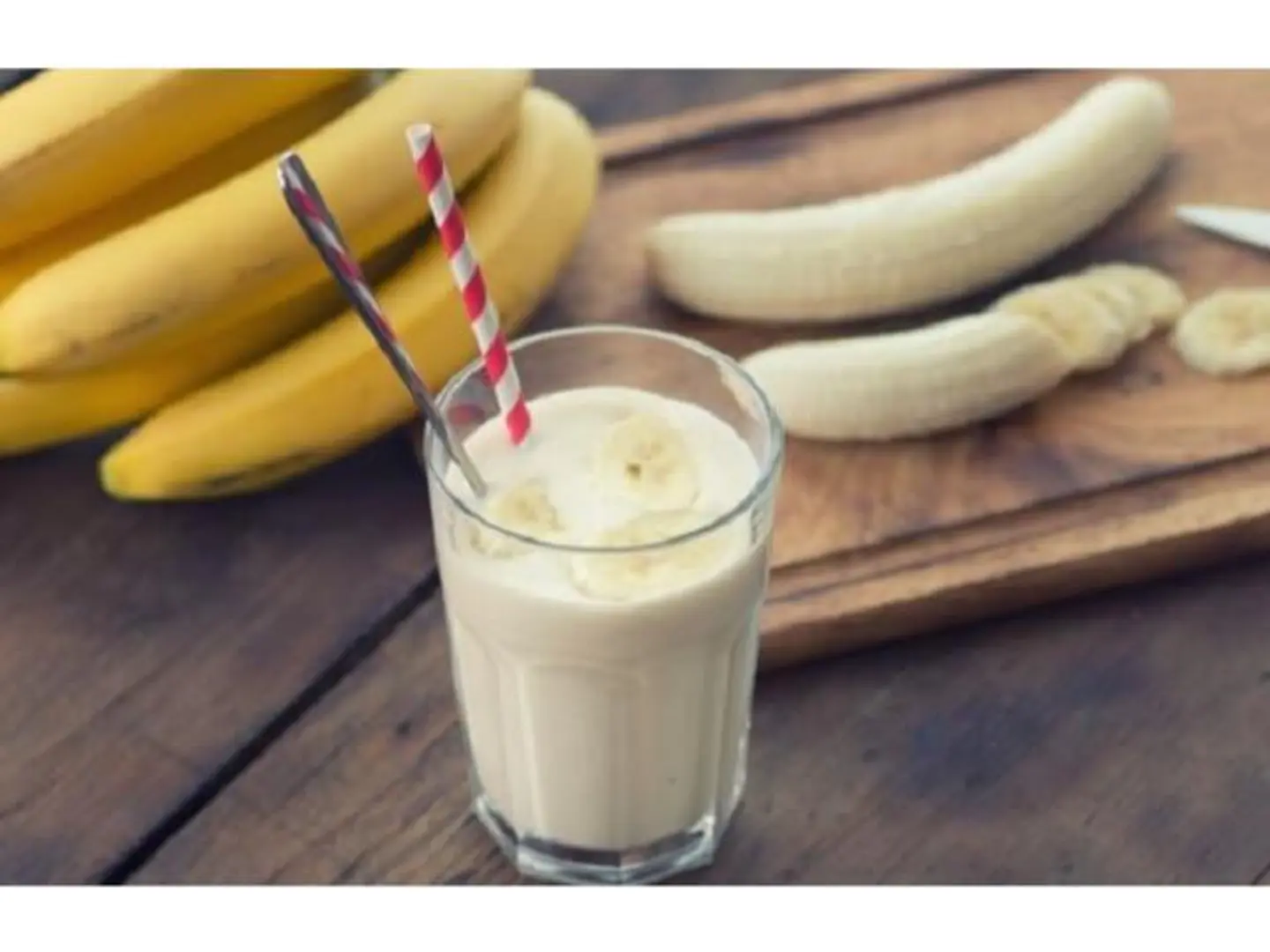 Apple With Banana And Milk Juice - Small Cup