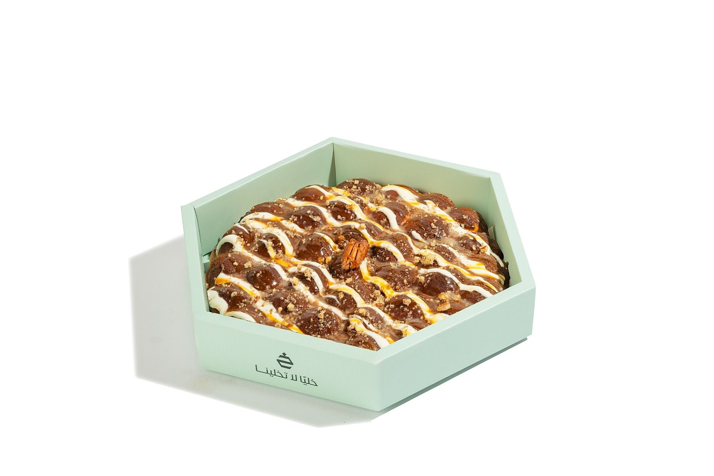 Cinnabon Khaliah - Cinnabon Large