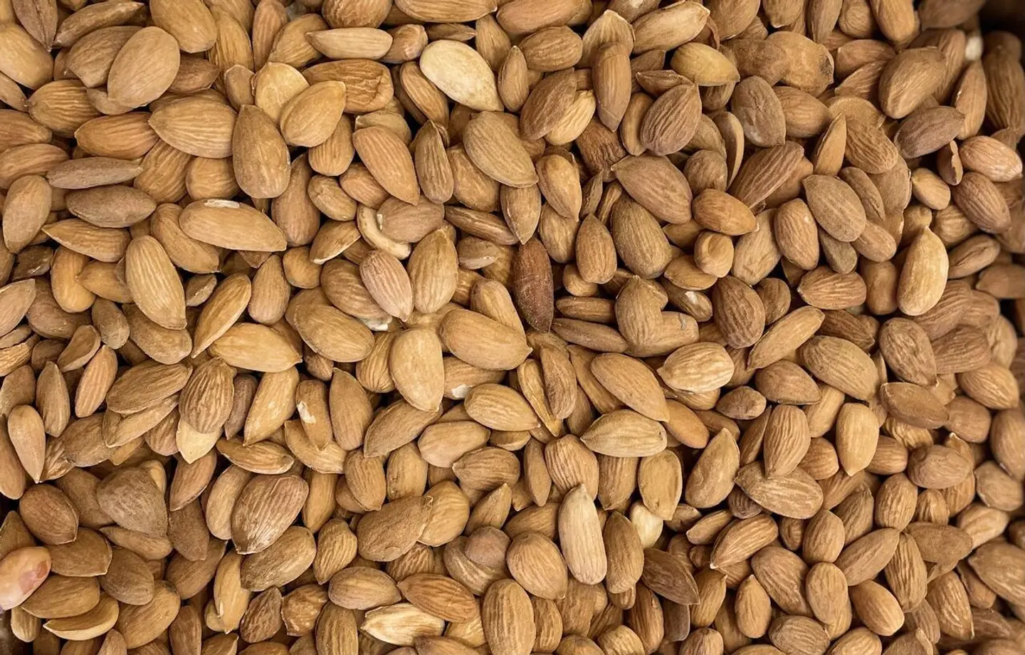 لوز أفغاني - 250 جرام