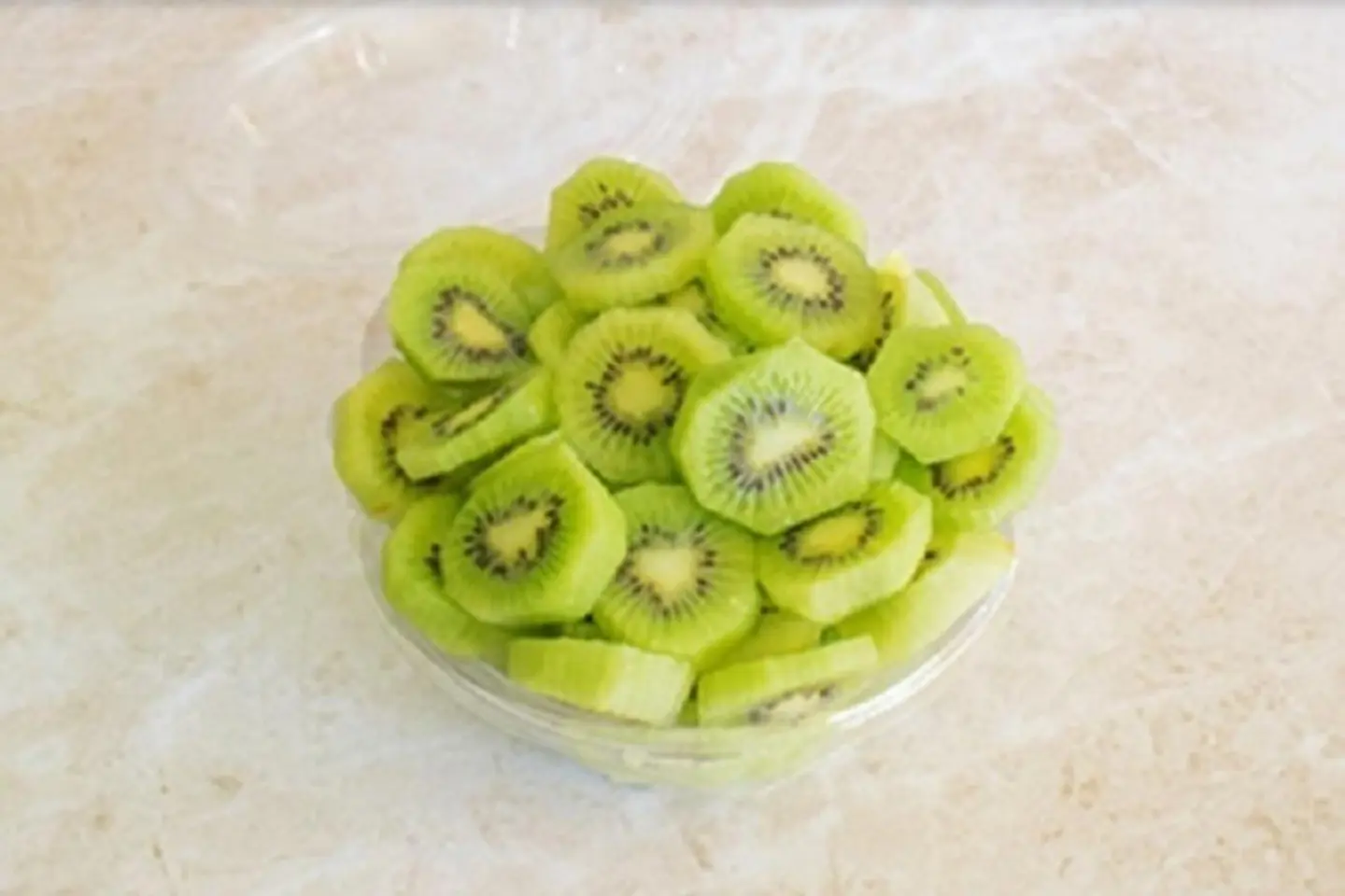 قطع كيوي - وسط