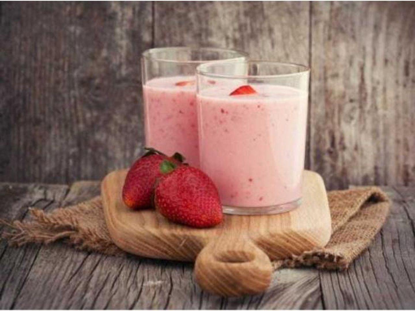 Strawberry With Milk - Small