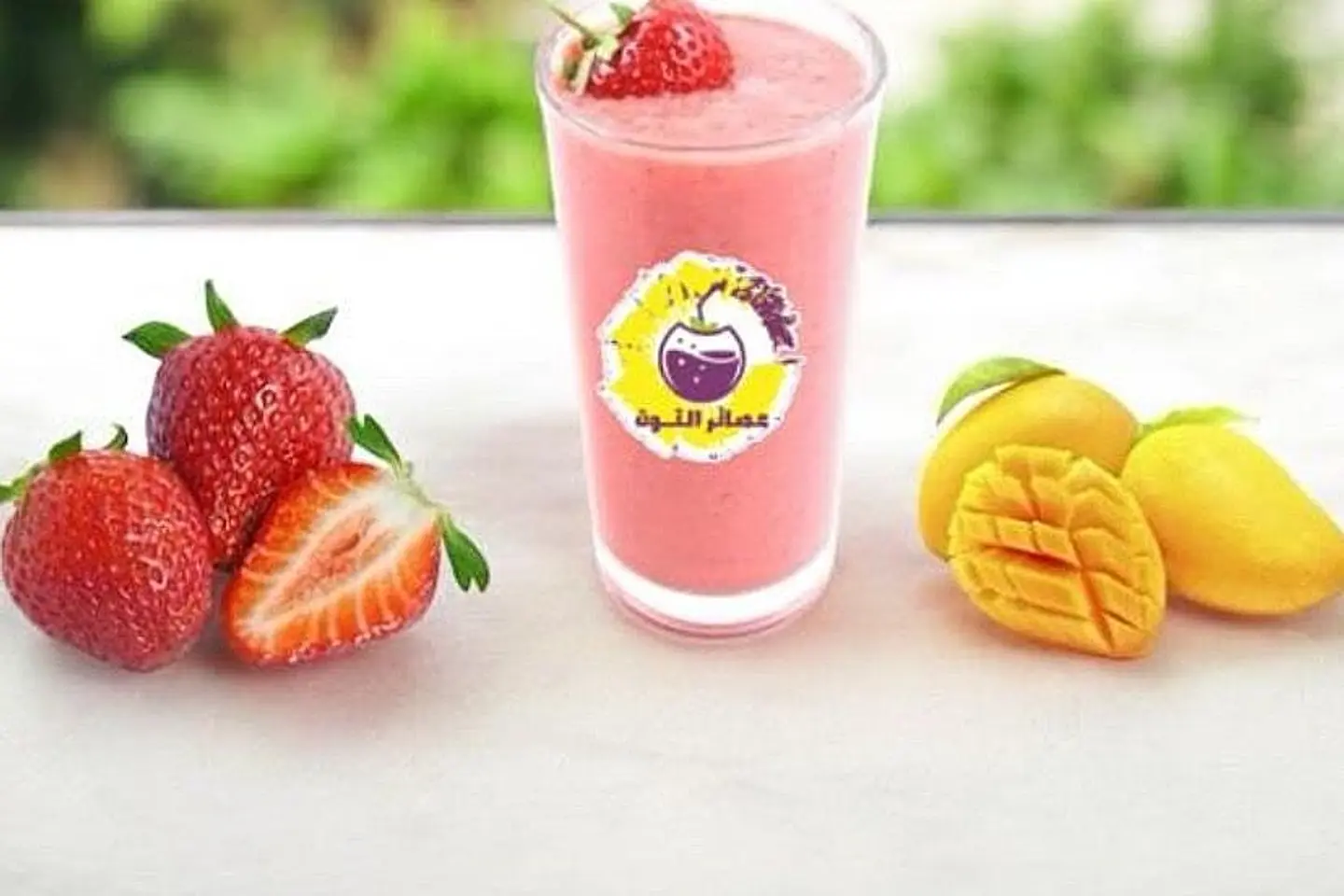 Mango With Strawberry Juice - Medium