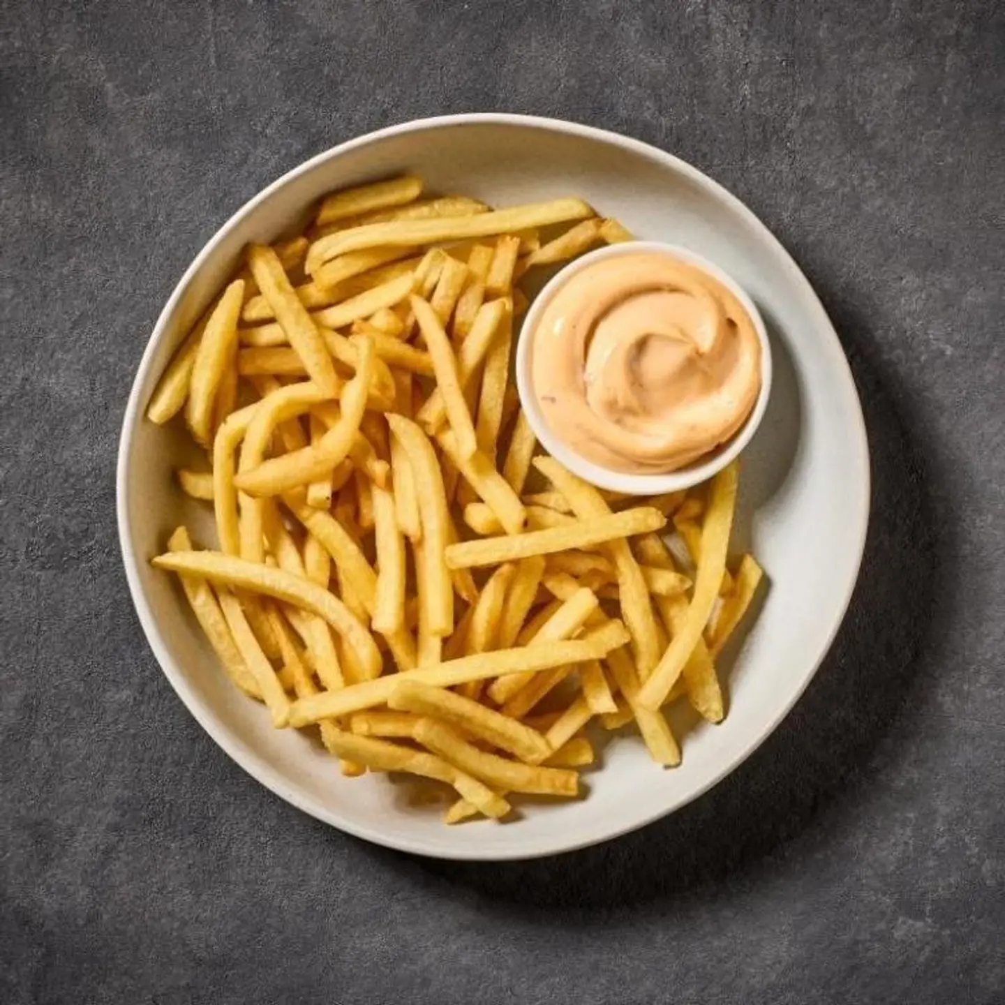 صحن بطاطا مقلية مع الصوصات - صغير