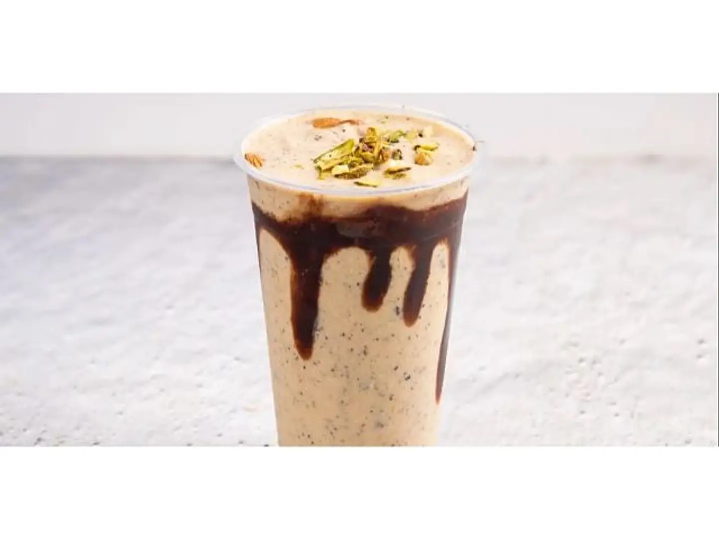 الاسطورة - وسط