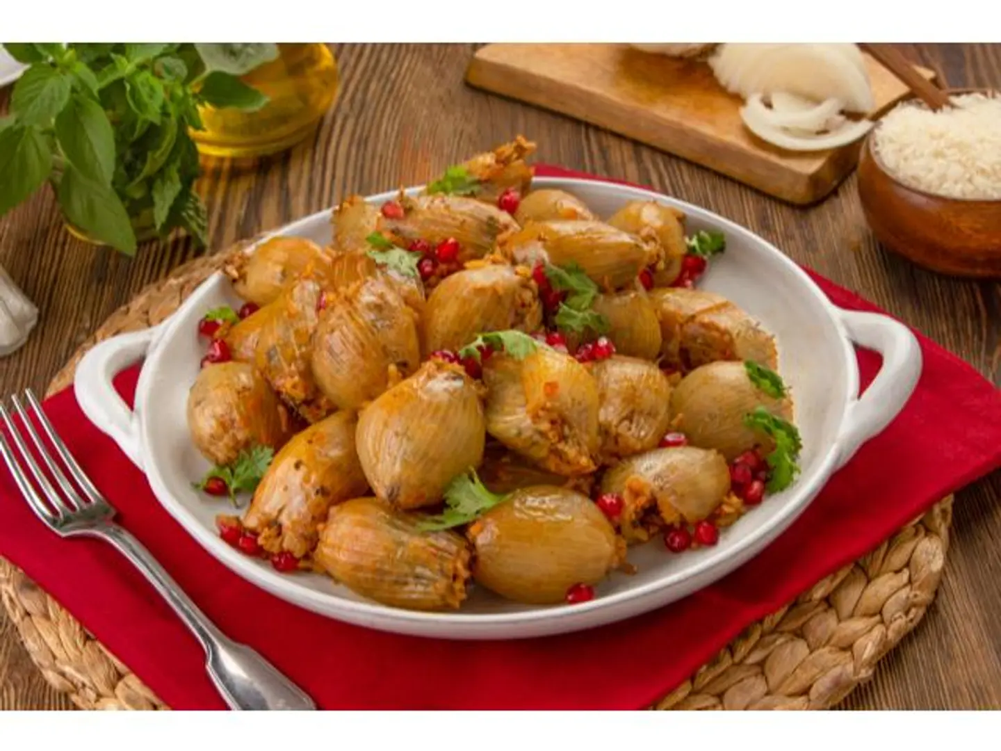 Pomegranate Stuffed Onion - 7 Pieces