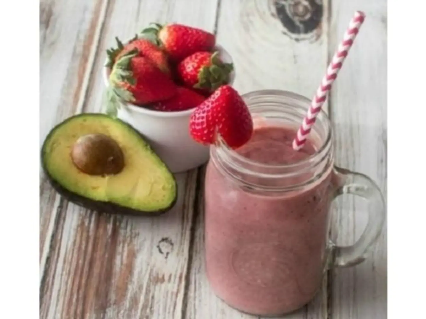 مكس أفوكادوا - صغير