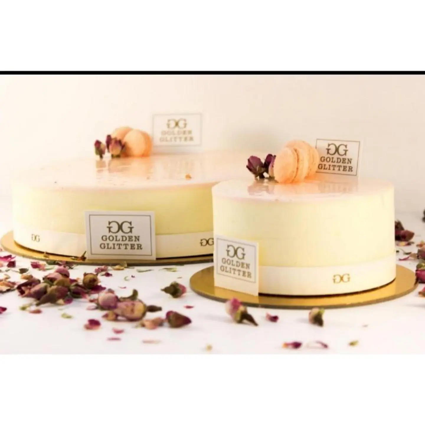 تشيز كيك ورد - مقاس كبير يكفي من ٨ الى ١٠اشخاص