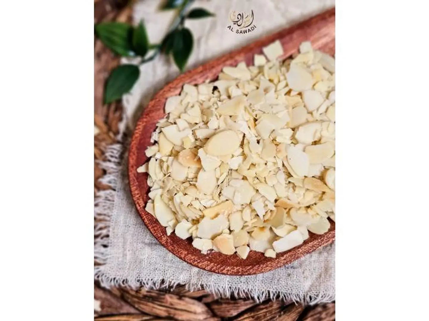 لوز شرايح محمص - 500 جرام