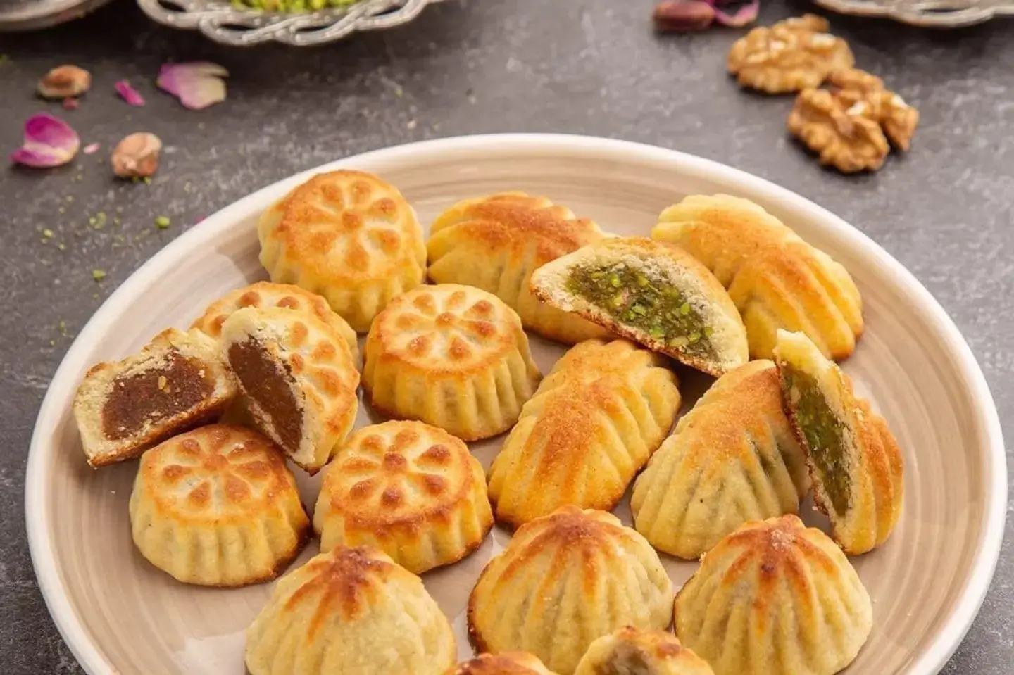 Kunafa Maamoul (Mixed) - 750 Grams