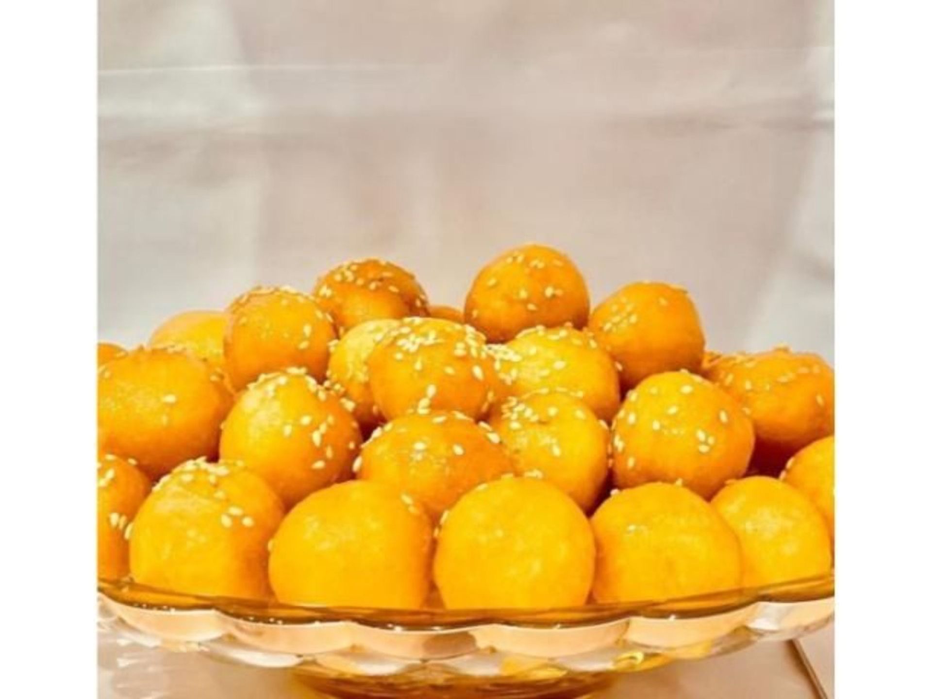 لقيمات سمسم - صغير