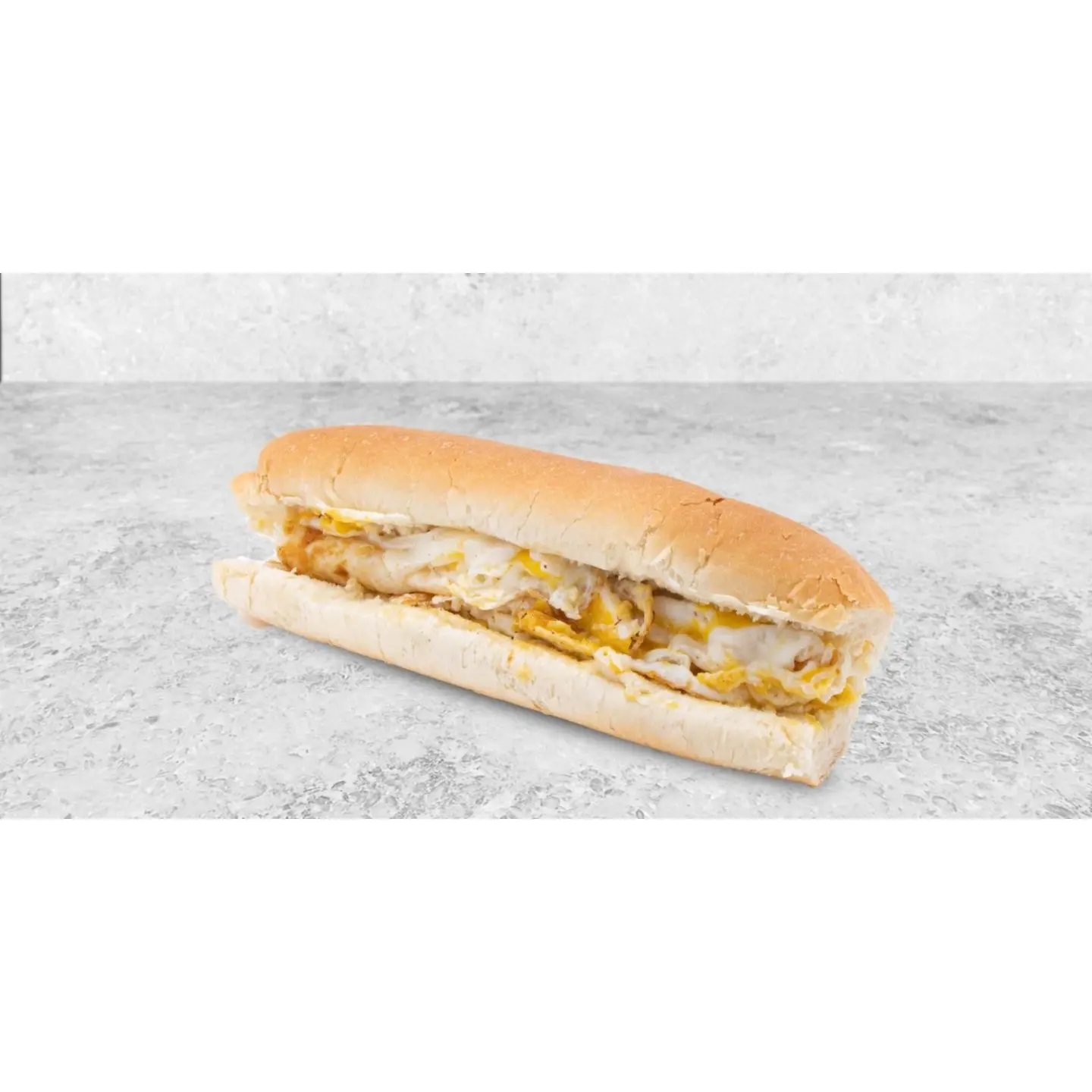 ساندويتش بيض مقلي - نصف ساندويتش