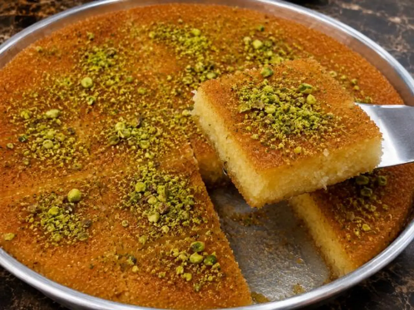 هريسة بالفستق الحلبي - ربع كيلو