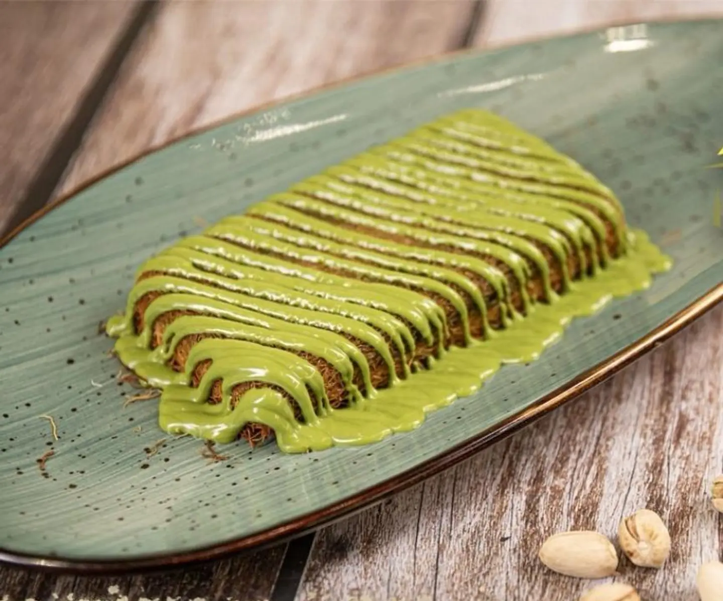 Kunafa With Cream And Pistachio - Small