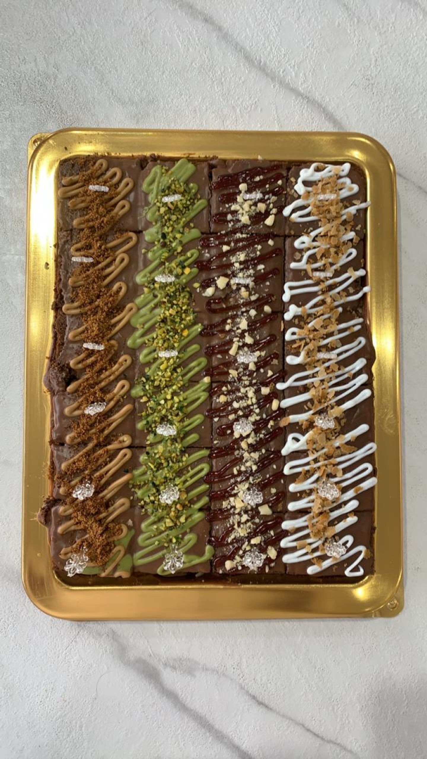 براونيز - وسط