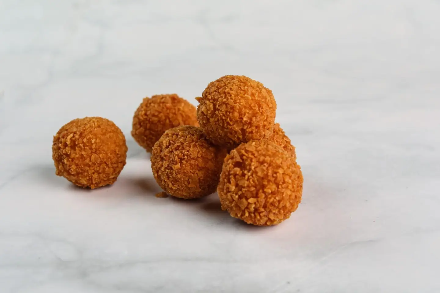 كرات دجاج بالجبنة عادى - نصف كيلو