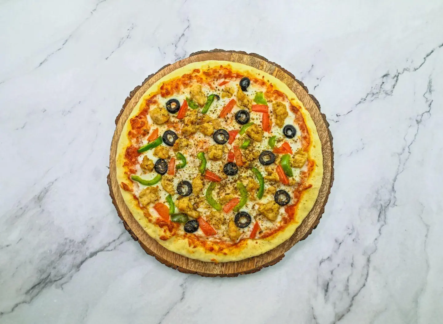 بيتزا دجاج - بيتزا دجاج-كبير