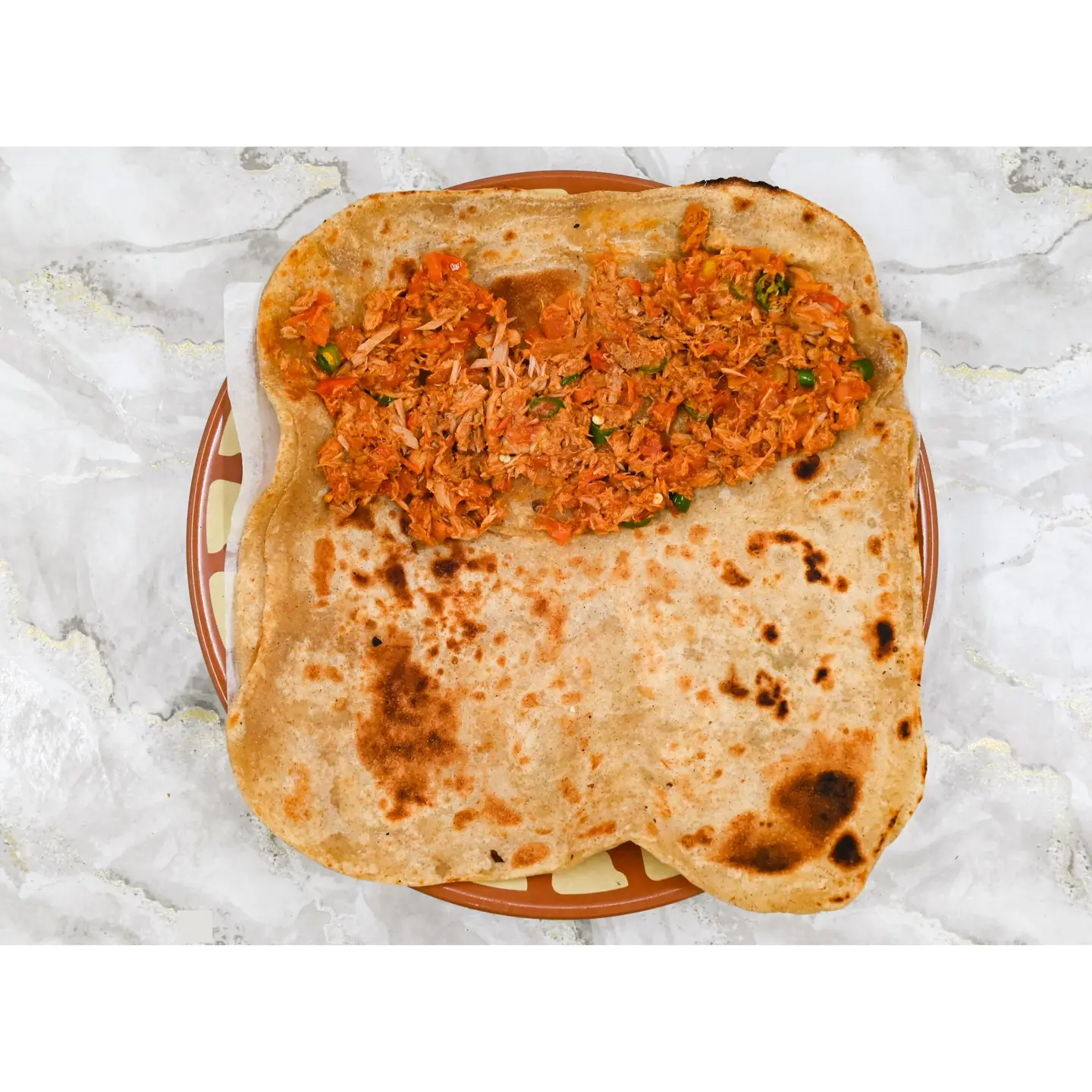 فطيرة مع تونة عادي - سادة