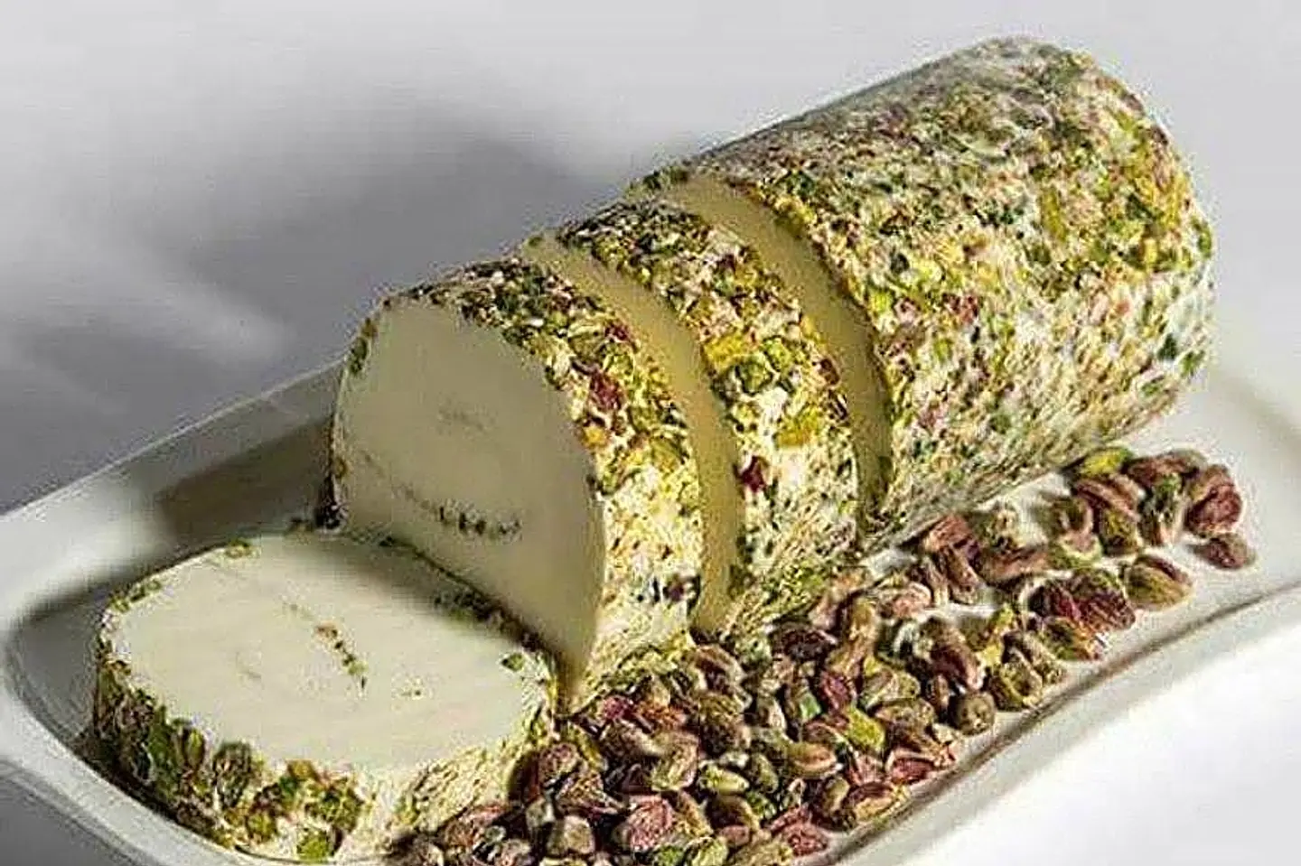 Arabic Ice Cream Roll With Qashtah And Pistachios Half Kg - Arabic Ice Cream Roll With Cream And Pistachios Half Kg