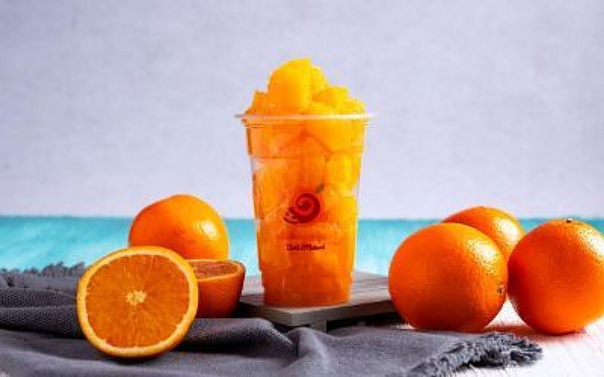 قطع برتقال - كوب