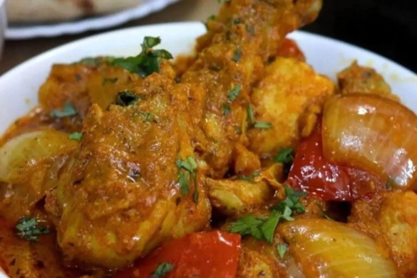 دجاج دو بيازا - ممتلىء