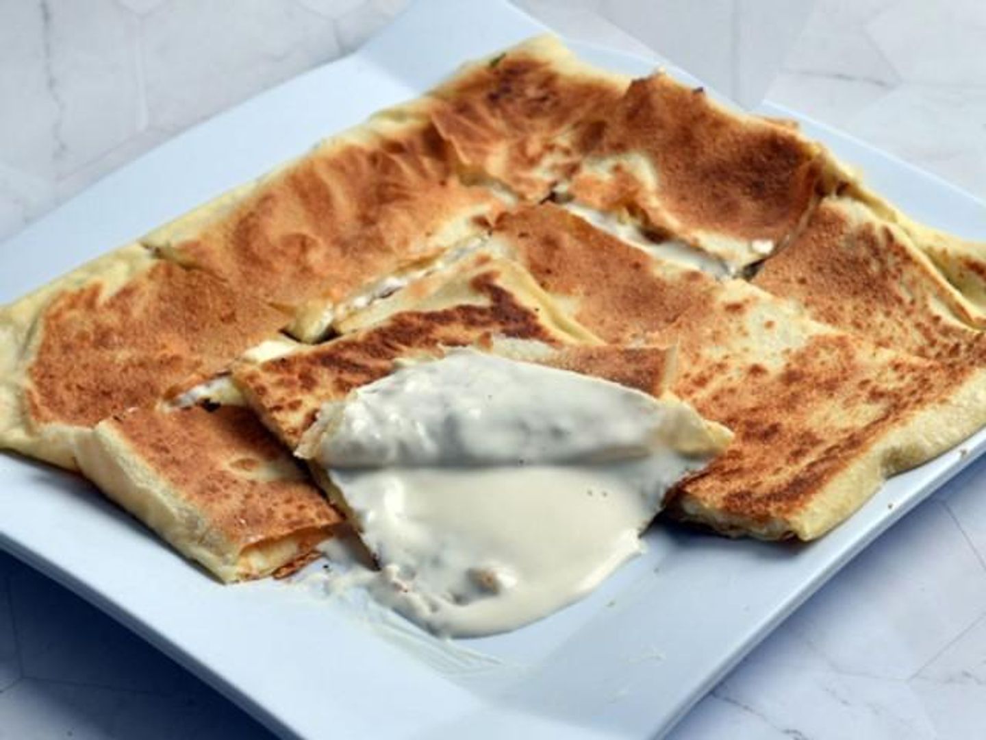 مطبق حلو بالجبنة - عادي