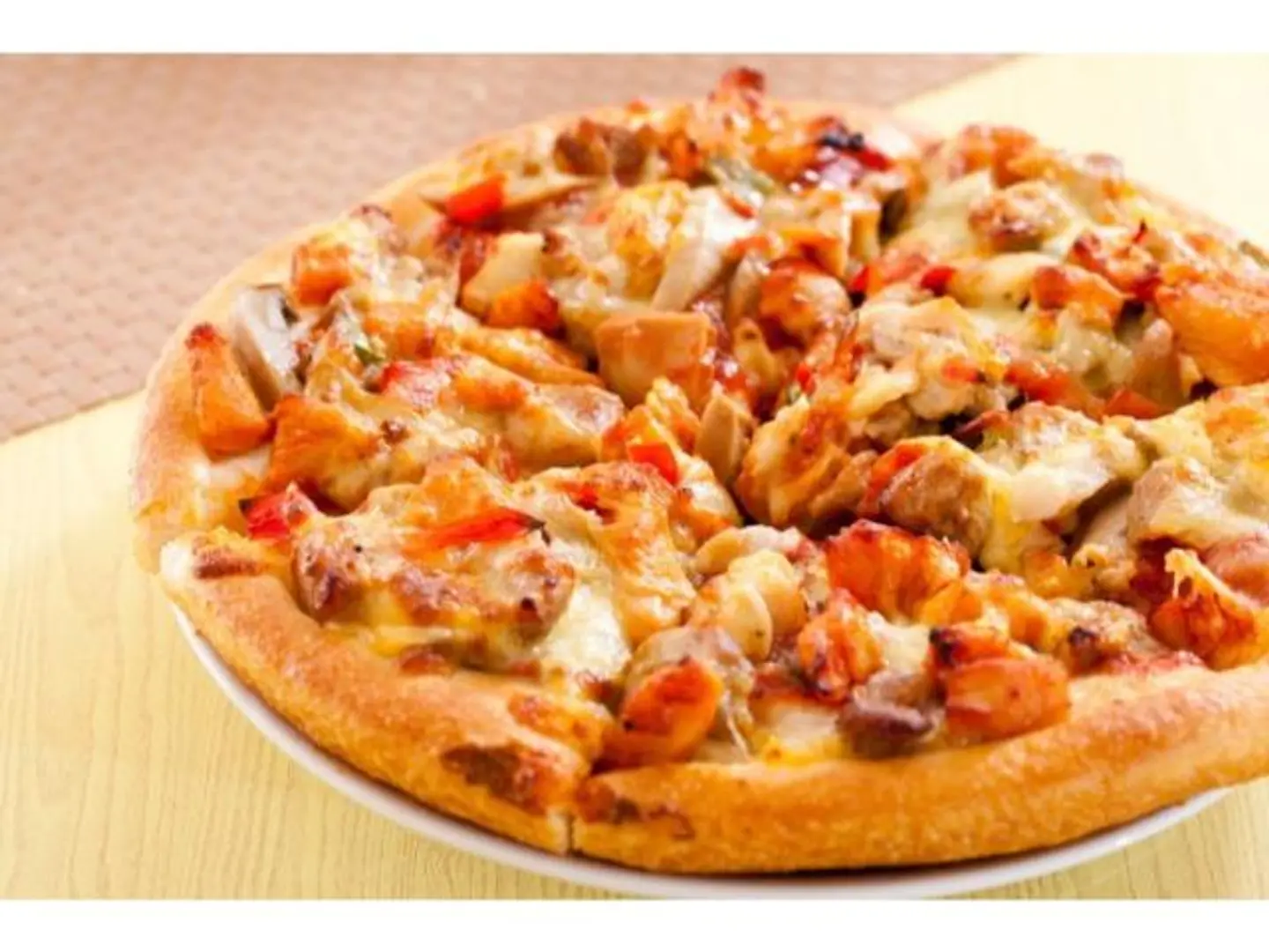 بيتزا دجاج بيستو - وسط